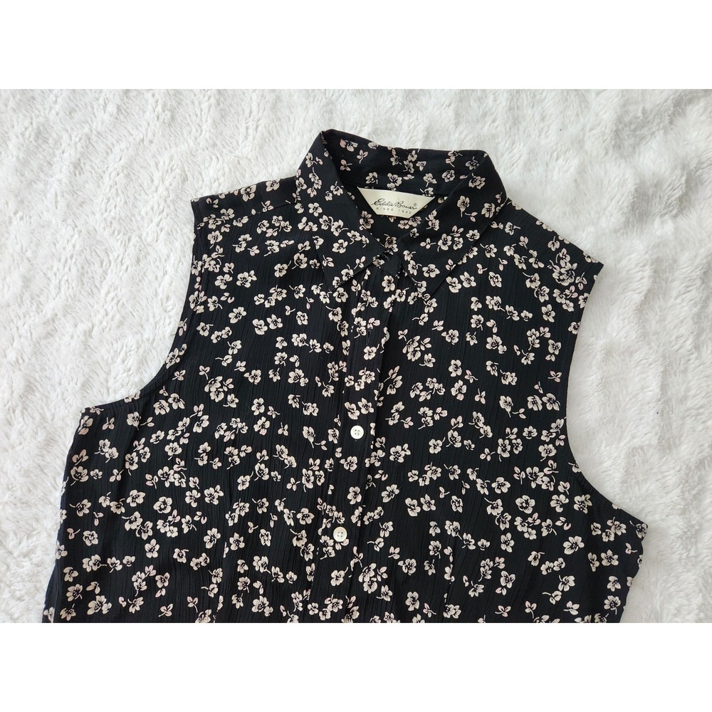 Eddie Bauer Black Sleeveless Floral Button-Down Top